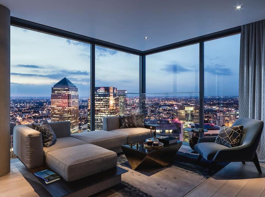 Skyview Waterside City Luxury Apartment London Exteriör bild